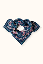 Charger l'image dans la galerie, Small foulard Manika - Bird céleste
