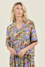 Charger l'image dans la galerie, Chemisier Daya - Bouquet iris

