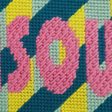 Charger l'image dans la galerie, Kit broderie DIY - Bisous
