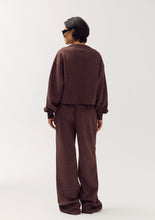 Charger l'image dans la galerie, Sweat Darcy chocolat
