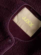 Charger l'image dans la galerie, Veste teddy Vera sans manche - Wine
