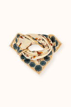 Charger l'image dans la galerie, Small foulard Manika - Cerisier macadamia

