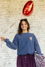 Charger l&#39;image dans la galerie, Sweat riya - Wonder navy
