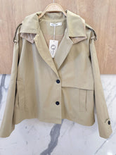 Charger l'image dans la galerie, Trench-coat court à capuche - Taupe
