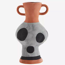 Charger l&#39;image dans la galerie, Vase en terracotta peint à la main
